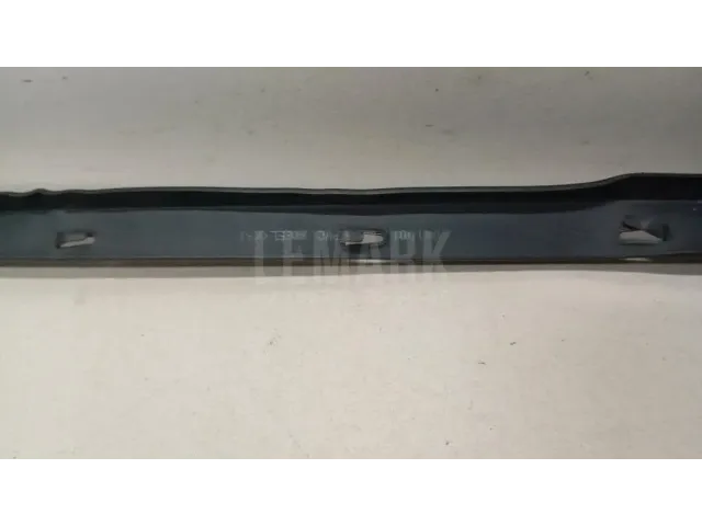 Уплотнитель стекла двери для  Ford Ranger 2006-2012