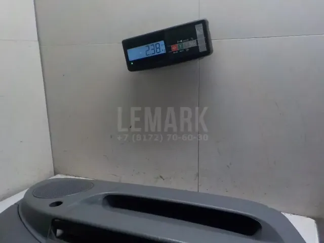 Обшивка двери передней правой для  Citroen C2 2003-2008