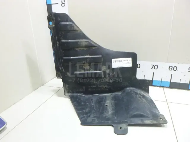 Пыльник двигателя боковой левый для  BMW 3-serie F30/F31/F80 2011-2020