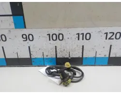 Датчик ABS передний правый