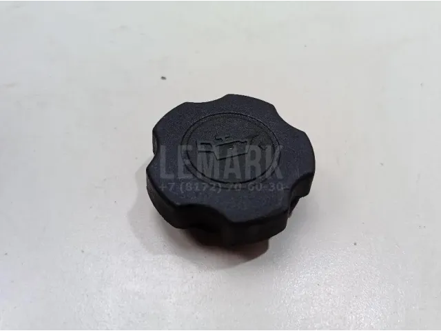 Крышка маслозаливной горловины