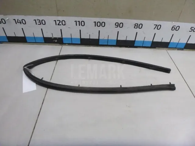 Уплотнитель капота для  Ford Grand C-MAX 2010-2019