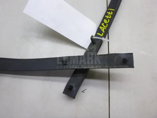 Уплотнитель капота для  BMW X3 G01/F97 2017-2024