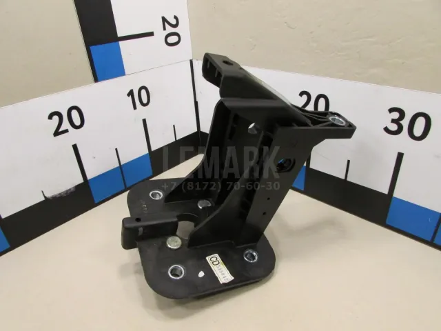 Кронштейн педали сцепления для  BMW 2-serie F22/F23/F87 2013-2020