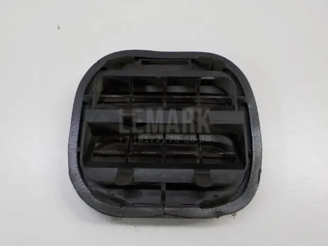 Решетка вентиляционная для  Chrysler Sebring/Dodge Stratus 2001-2007