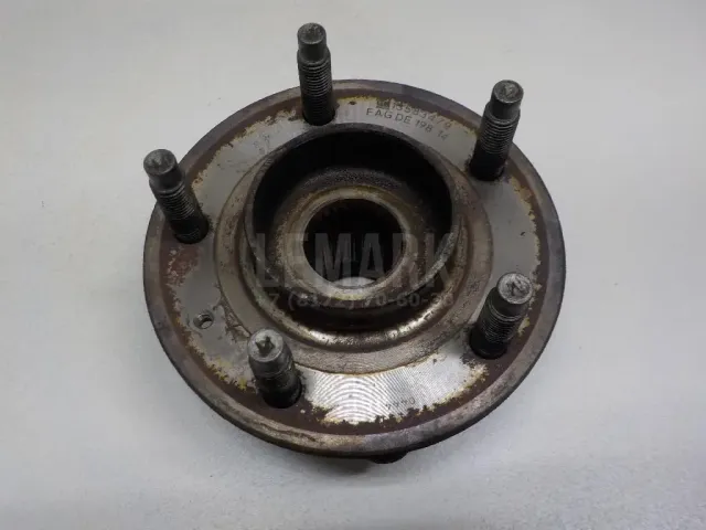 Ступица передняя для  GM Pontiac Grand AM 1992-1998
