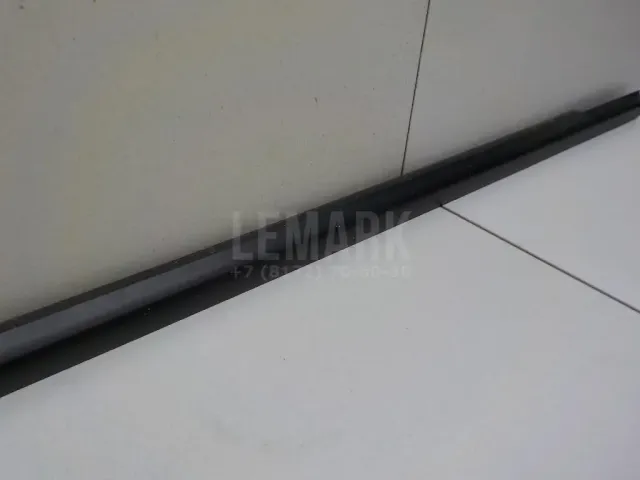 Накладка стекла заднего правого для  Daewoo Novus 2004