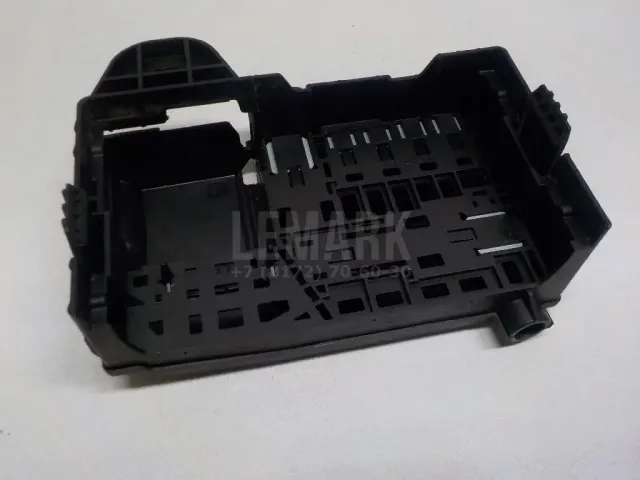 Корпус блока предохранителей для  Chevrolet Lumina APV/Trans Sport 1996-2005