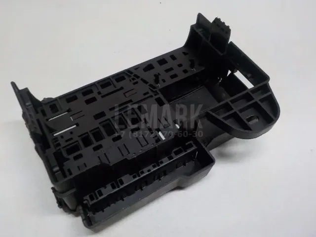 Корпус блока предохранителей для  Chevrolet Lumina APV/Trans Sport 1996-2005