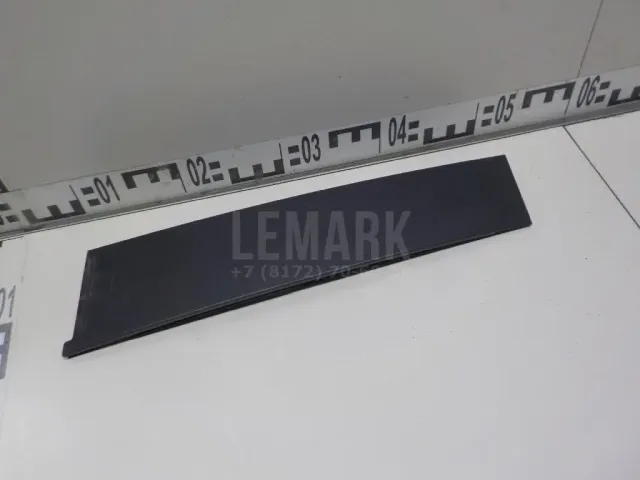 Накладка двери задней правой для  BMW X1 E84 2009-2015