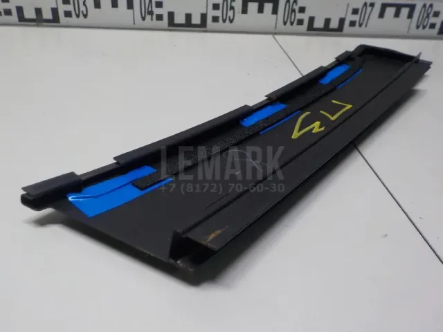 Накладка двери задней правой для  BMW X1 E84 2009-2015