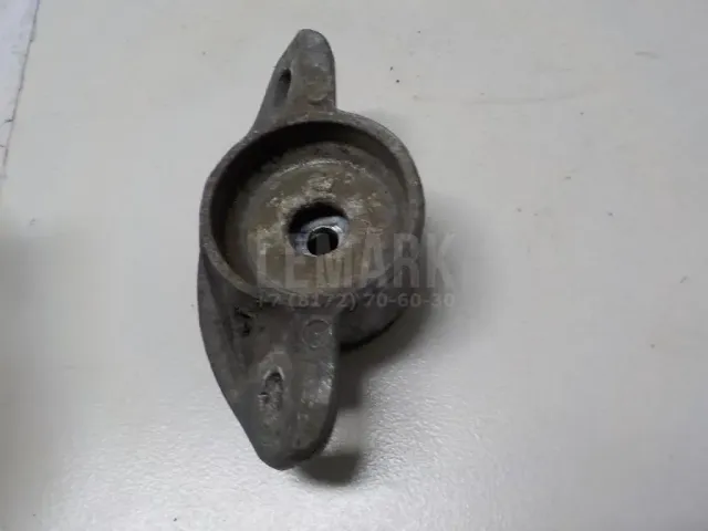 Опора заднего амортизатора для  GM Pontiac Vibe 2002-2007