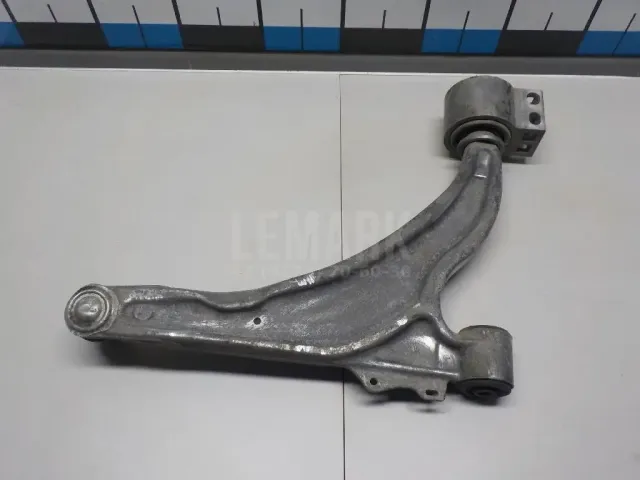 Рычаг передний левый для  Ford Escape EUR 2007-2009