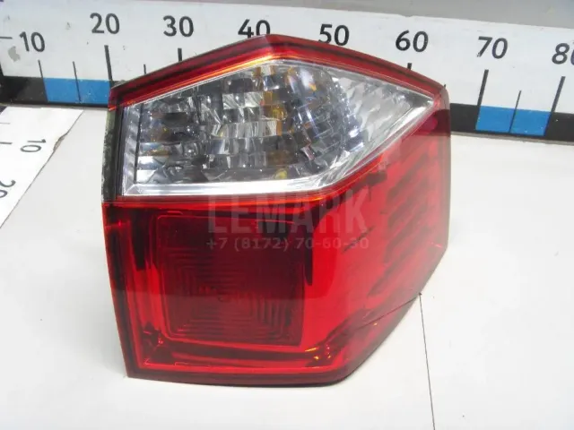 Фонарь задний наружный правый для  Chevrolet Evanda 2004-2006