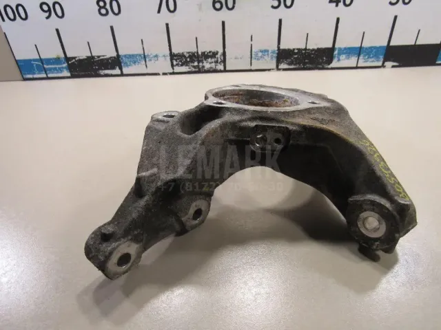 Кулак поворотный передний правый для  Honda Accord Coupe USA 1998-2003