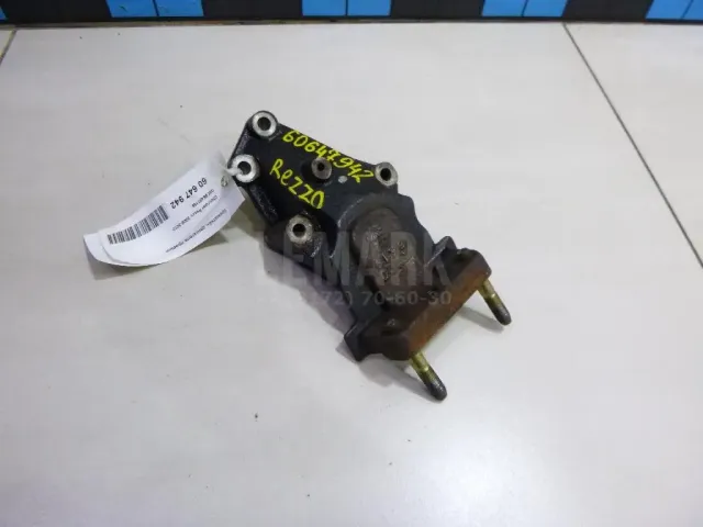 Кронштейн двигателя правый для  BMW 4-serie F32/F33/F82 2012-2020