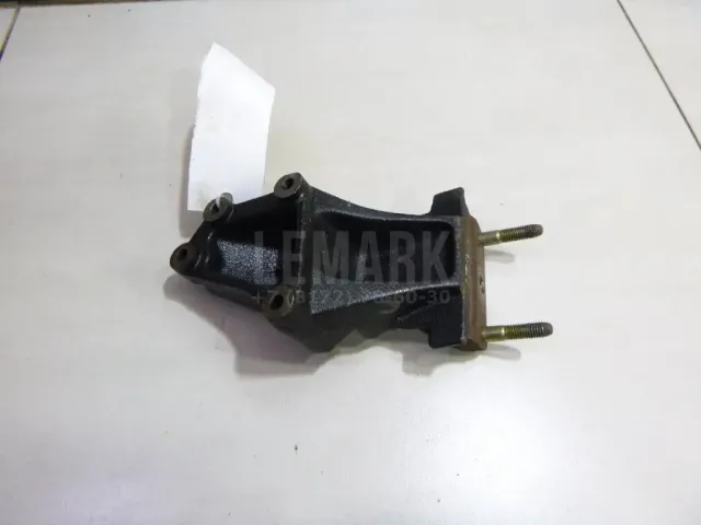 Кронштейн двигателя правый для  BMW 4-serie F32/F33/F82 2012-2020
