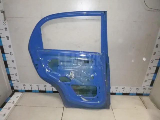 Дверь задняя левая