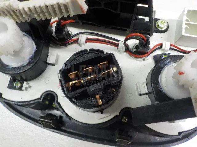 Блок управления отопителем для  BMW 2-serie F22/F23/F87 2013-2020