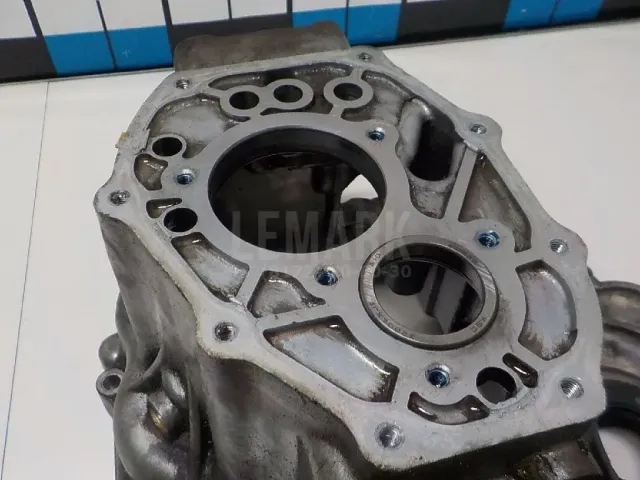 Корпус КПП для  Chrysler Neon 1999-2005