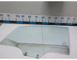 Стекло двери передней левой