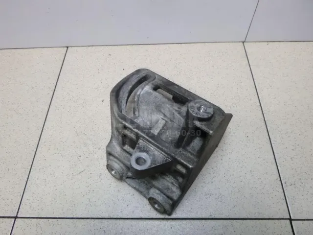 Кронштейн гидроусилителя для  Audi A4 [B6] 2000-2004