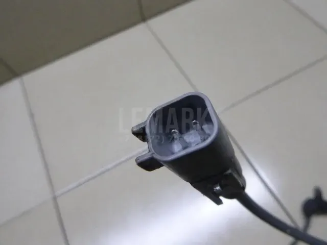 Датчик ABS задний левый