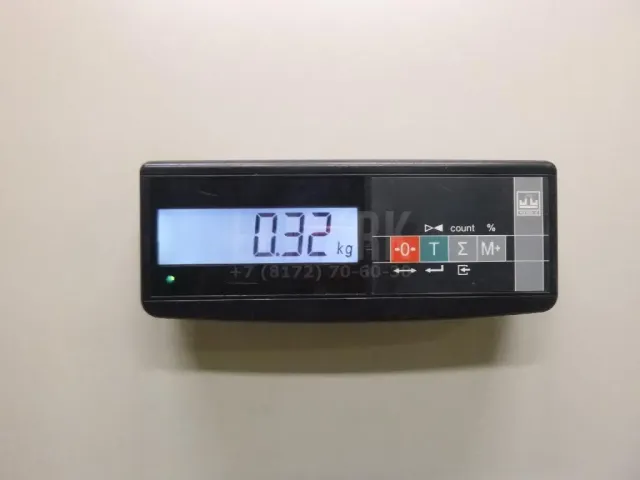 Накладка стекла переднего левого