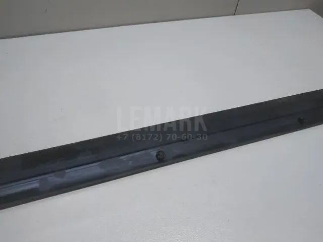 Уплотнитель двери