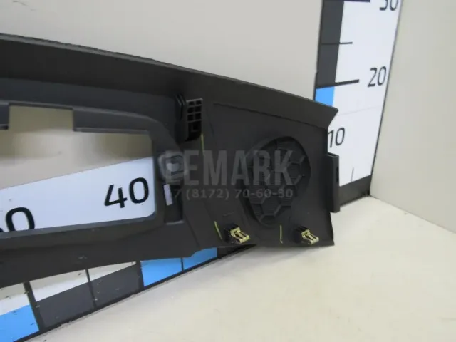Накладка (кузов внутри) для  Ford Kuga 2008-2012