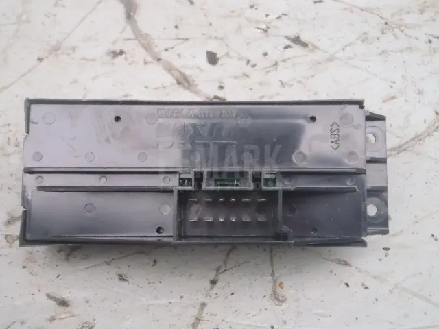 Кнопка стеклоподъемника для  Chevrolet Spark 2005-2010