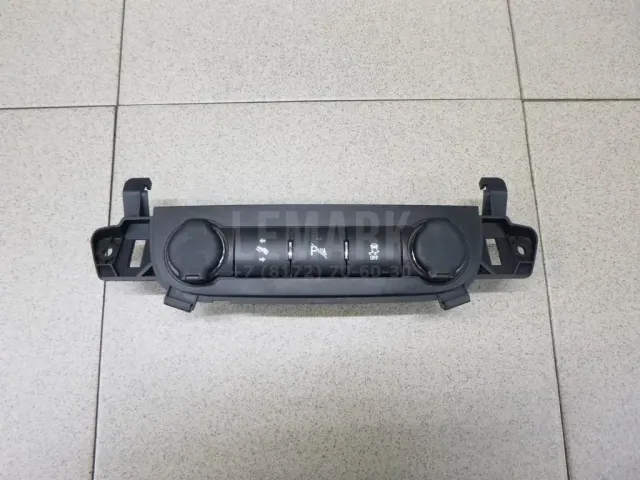 Блок кнопок для  Chevrolet Aveo (T300) 2011-2015