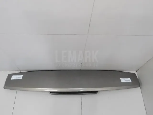 Спойлер (дефлектор) багажника