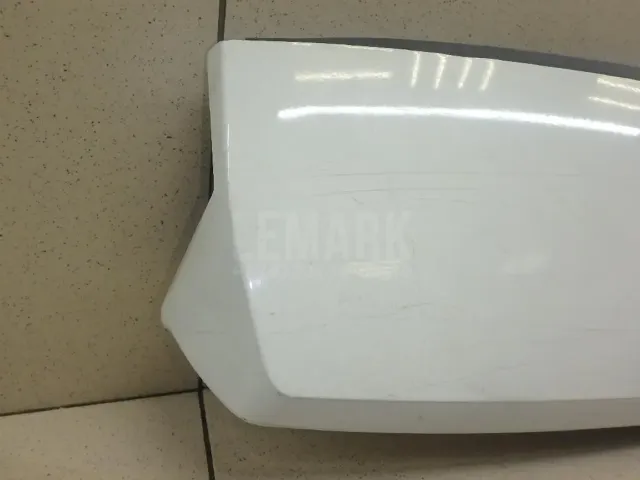 Спойлер (дефлектор) багажника