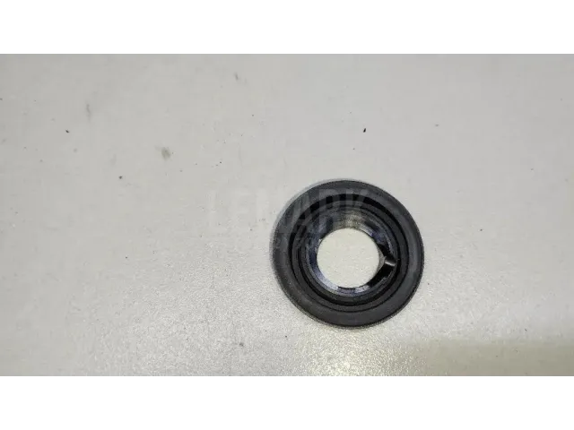 Втулка (кузов внутри) для  BMW X5 E70 2007-2013
