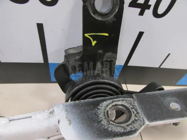 Петля капота левая для  BMW 2-serie F22/F23/F87 2013-2020