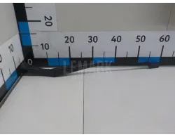 Поводок стеклоочистителя передний правый