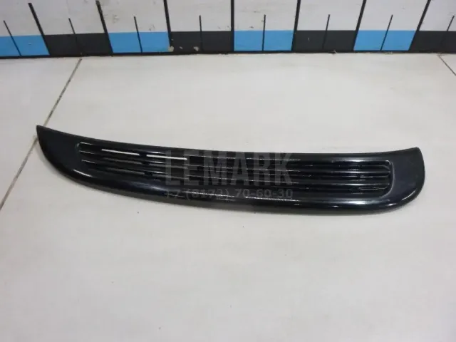 Накладка стекла заднего правого для  BMW 3-serie F34 GT 2012-2020