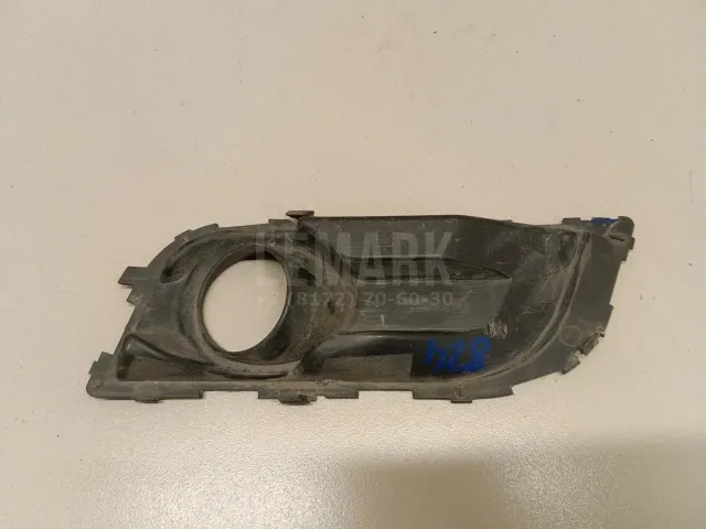 Рамка противотуманной фары левой для  Fiat Uno 1989-1995