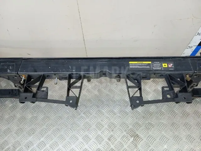 Панель передняя для  BMW X3 E83 2004-2010