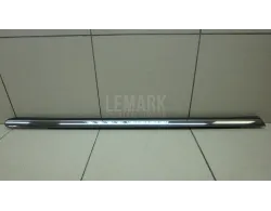 Накладка стекла заднего правого