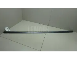 Молдинг передней левой двери