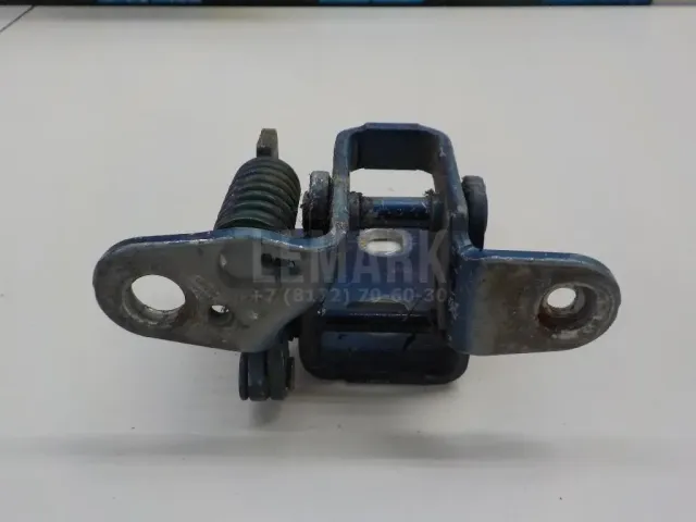 Петля двери передней правой нижняя для  Audi 100 [C4] 1991-1994