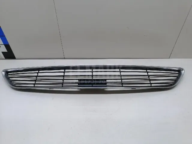 Решетка в бампер центральная для  BMW X2 F39 2018-2023