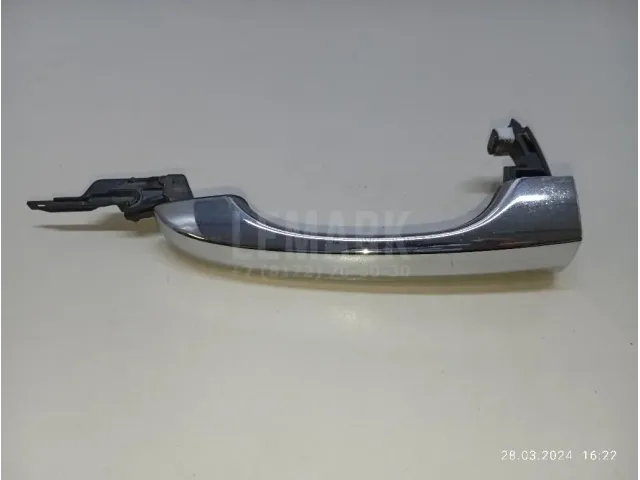 Ручка двери задней наружная для  CASE SV300 2012