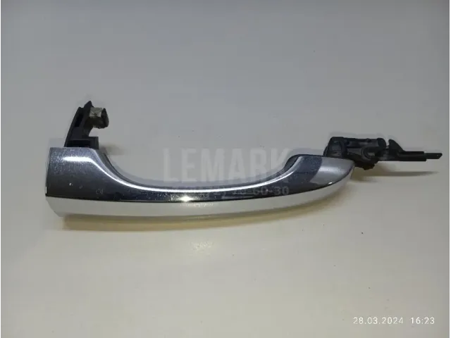 Ручка двери задней наружная для  CASE SV300 2012