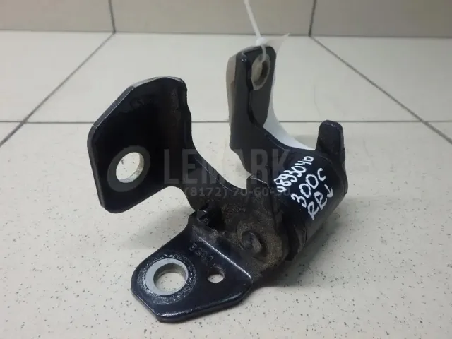 Петля двери задней правой нижняя для  Daewoo