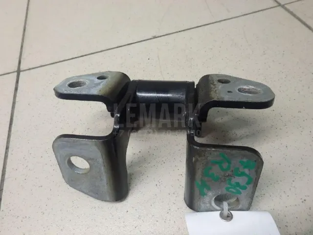 Петля двери задней правой нижняя для  Daewoo