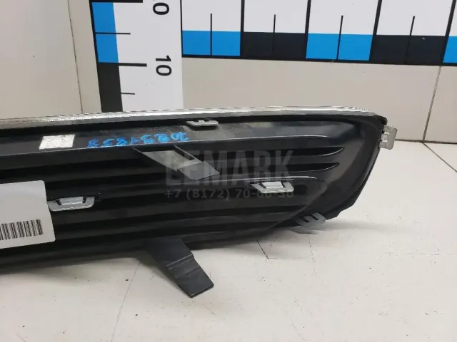 Заглушка бампера правая для  Ford Fusion 2002-2012
