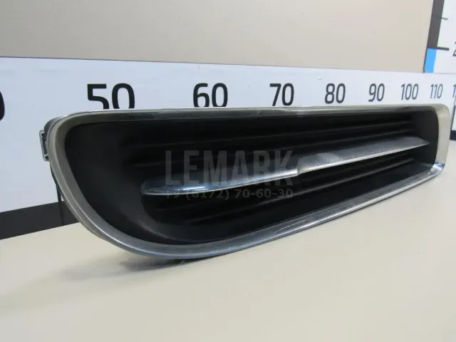 Заглушка бампера правая для  Honda Airwave 2004-2010